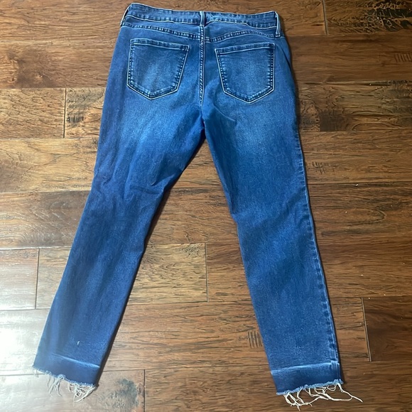 Old Navy ROCKSTAR Super Skinny Ankle Jeans - Picture 4 of 4